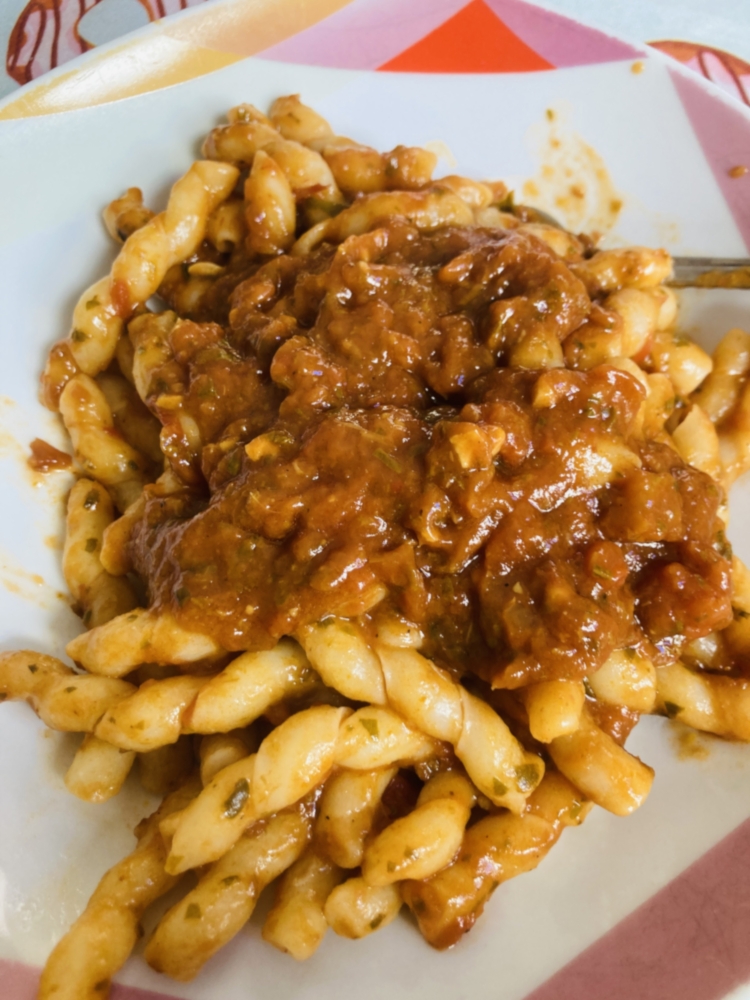 Busiata con Pesto Trapanese con ciliegino Gustomanno